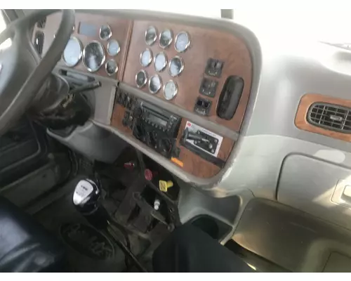 Peterbilt 386 Dash Assembly