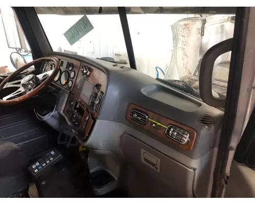 Peterbilt 386 Dash Assembly