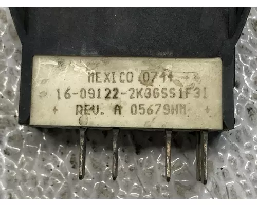 Peterbilt 386 DashConsole Switch