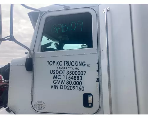 Peterbilt 386 Door Assembly, Front