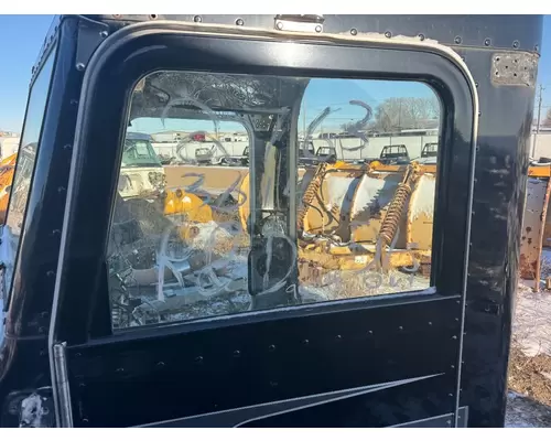 Door Glass, Front Peterbilt 386 Vander Haags Inc Sf