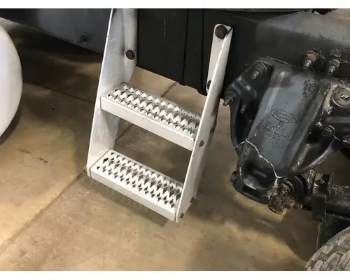 Peterbilt 386 Engine Brackets, Misc.