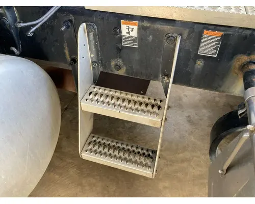 Brackets, Misc. Peterbilt 386 Vander Haags Inc WM