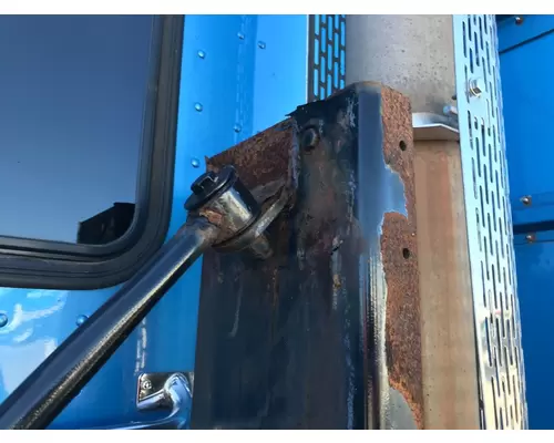 Peterbilt 386 Exhaust Bracket