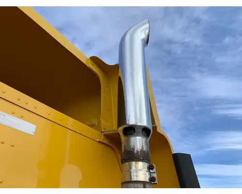 Peterbilt 386 Exhaust Pipe