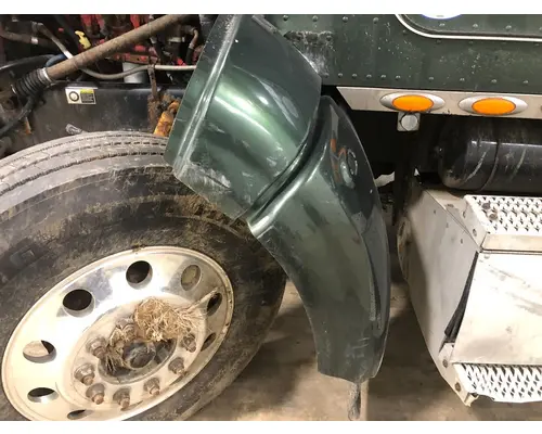 Peterbilt 386 Fender
