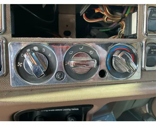 Peterbilt 386 Heater & AC Temperature Control