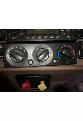 Peterbilt 386 Heater & AC Temperature Control