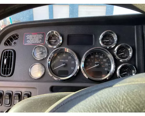 Peterbilt 386 Instrument Cluster