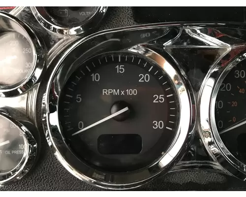 Peterbilt 386 Instrument Cluster