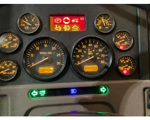 Peterbilt 386 Instrument Cluster