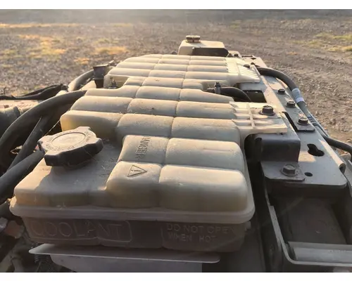 Radiator Overflow Bottle Peterbilt 386 Vander Haags Inc Sp