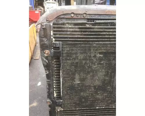 Peterbilt 386 Radiator