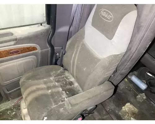 Peterbilt 386 Seat (non-Suspension)