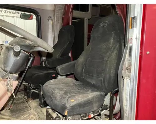 Seat, Front Peterbilt 386 Vander Haags Inc Sf