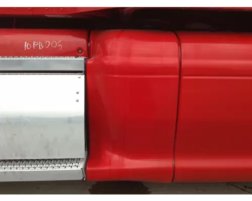 Peterbilt 386 Skirt