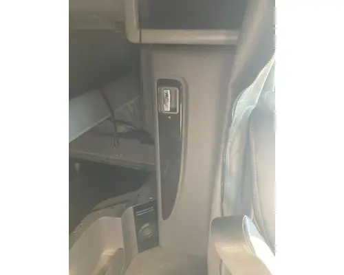 Peterbilt 386 Sleeper Cabinets