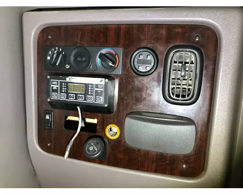 Peterbilt 386 Sleeper Controls