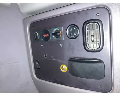 Peterbilt 386 Sleeper Controls