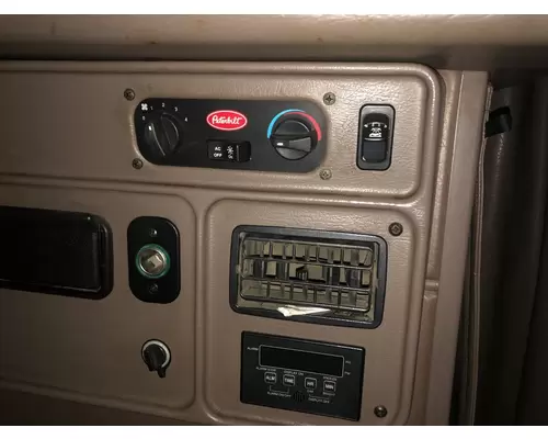 Peterbilt 386 Sleeper Controls