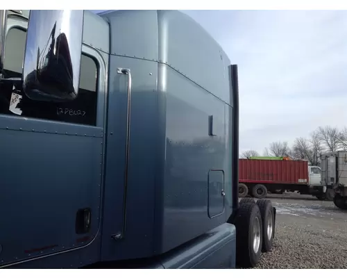 Peterbilt 386 Sleeper