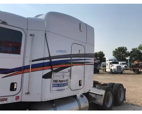 Peterbilt 386 Sleeper