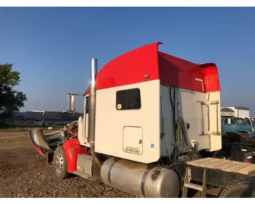 Peterbilt 386 Sleeper