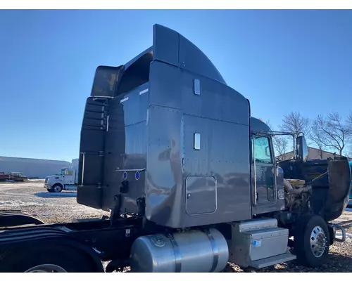 Peterbilt 386 Sleeper