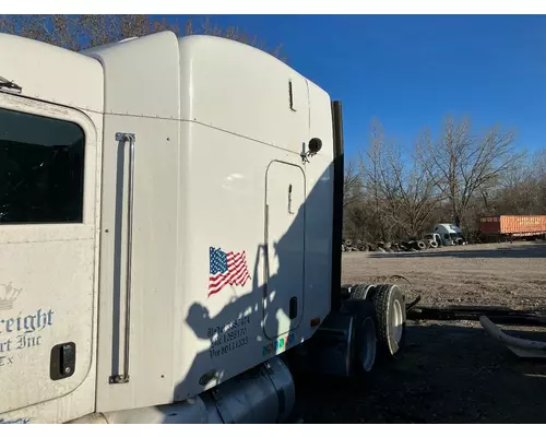 Peterbilt 386 Sleeper