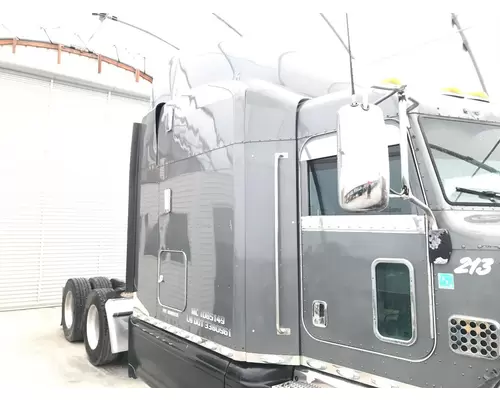 Peterbilt 386 Sleeper