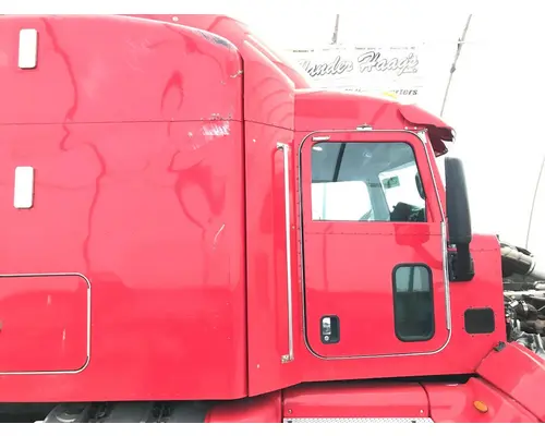 Peterbilt 386 Sleeper