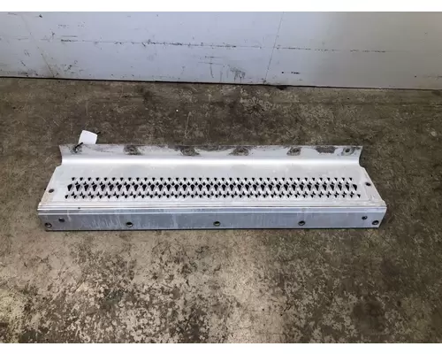 Step PETERBILT 386 Frontier Truck Parts