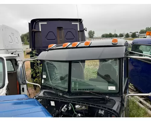 Peterbilt 386 Sun Visor (Exterior)