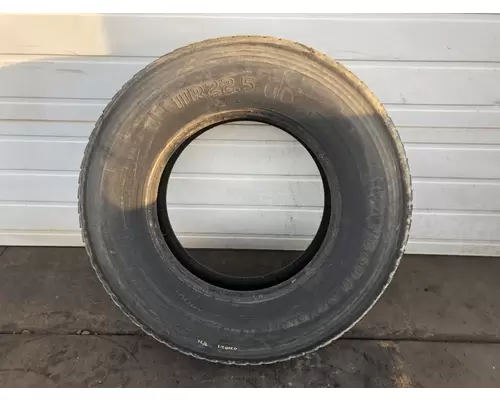 Peterbilt 386 Tires