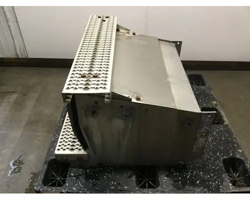 Peterbilt 386 Tool Box