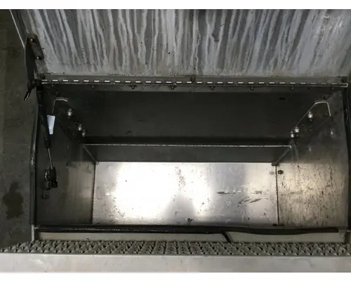 Peterbilt 386 Tool Box