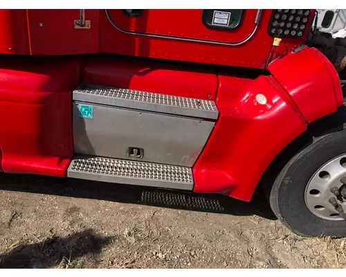 Peterbilt 386 Tool Box