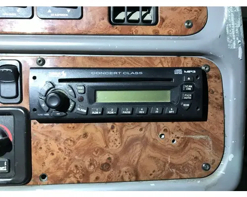 Radio Peterbilt 387 Vander Haags Inc Cb