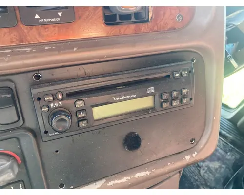 Radio Peterbilt 387 Vander Haags Inc Kc
