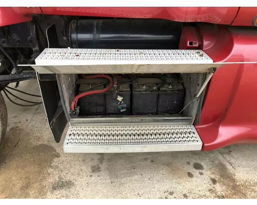 Peterbilt 387 Battery Box