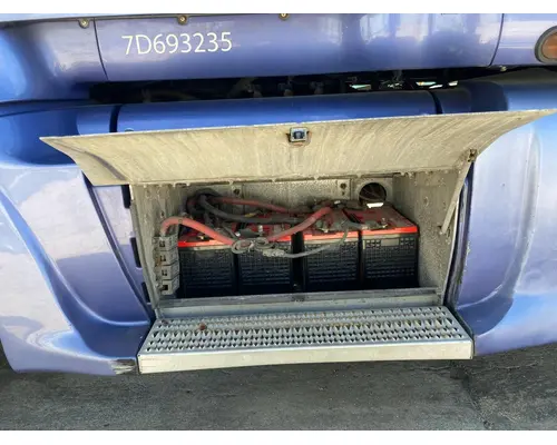 Peterbilt 387 Battery Box