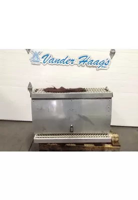 Peterbilt 387 Battery Box