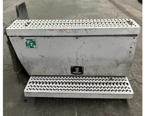 Battery Box PETERBILT 387 High Mountain Horsepower
