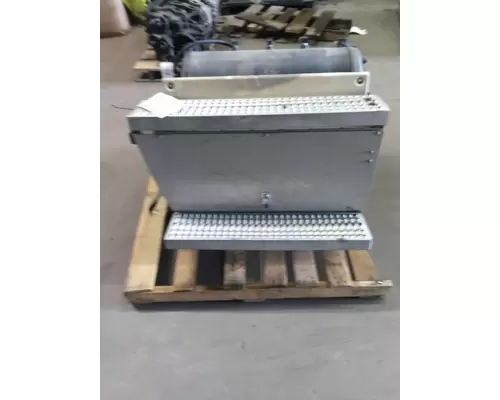 Battery Box PETERBILT 387 LKQ Geiger Truck Parts