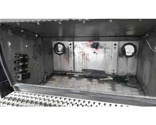 Peterbilt 387 Battery Box