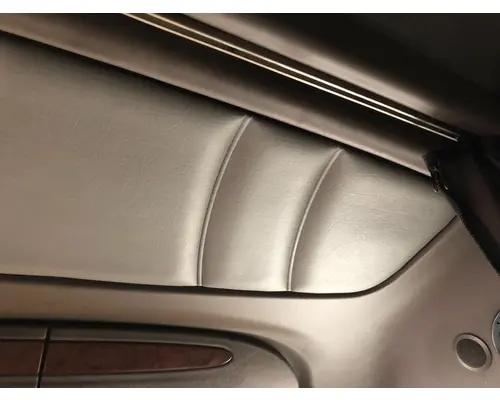 Peterbilt 387 Body, Misc. Parts