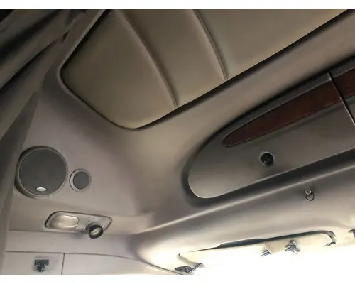 Peterbilt 387 Body, Misc. Parts