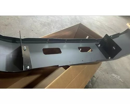 Peterbilt 387 Bumper Assembly, Front