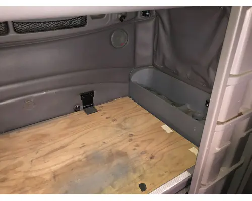 Peterbilt 387 Cab Assembly