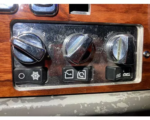 Interior Parts, Misc. Peterbilt 387 Vander Haags Inc Sf